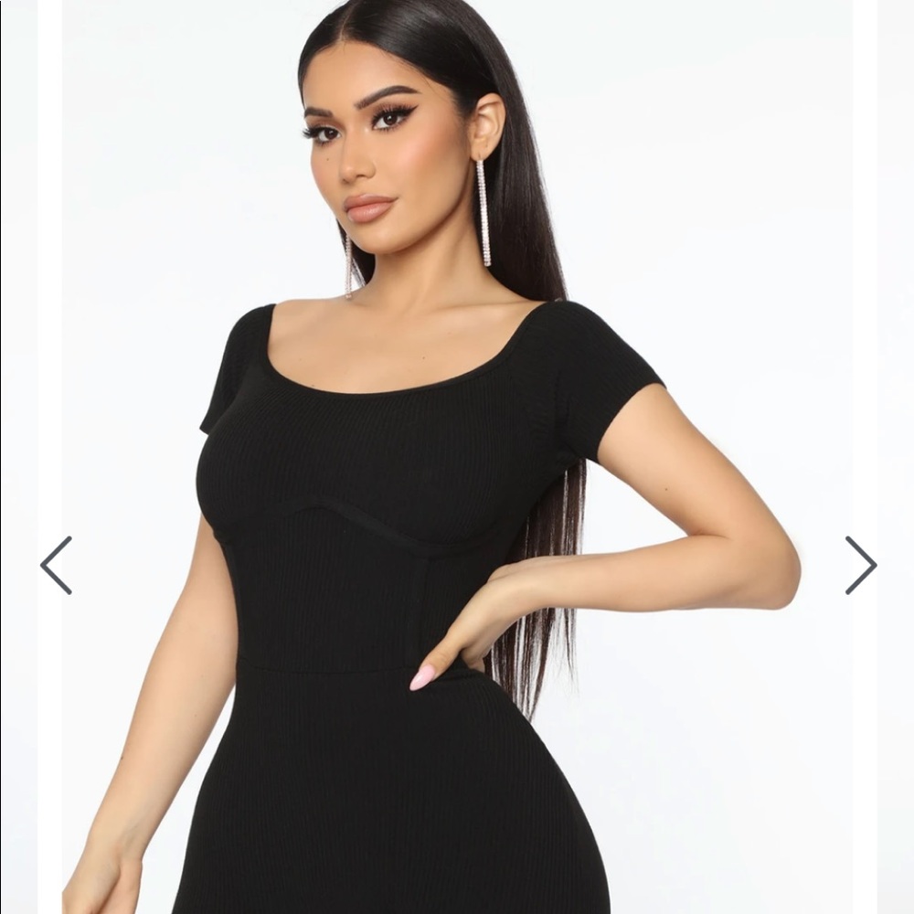 Black Body Curving Romper